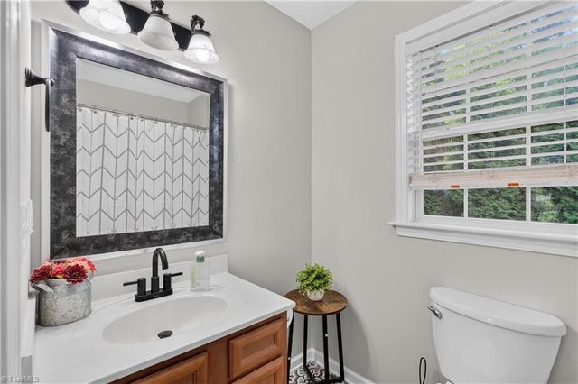 1045 Robbins Street, Asheboro, NC 27203