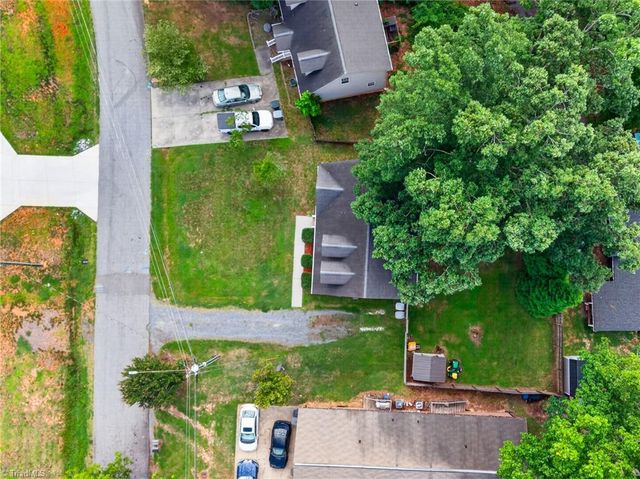 1045 Robbins Street, Asheboro, NC 27203