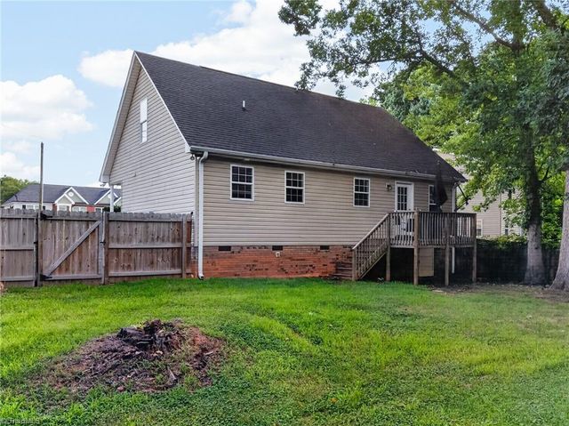 1045 Robbins Street, Asheboro, NC 27203