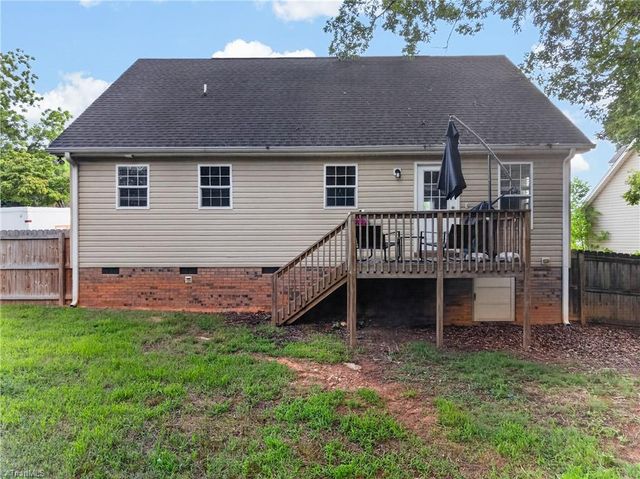 1045 Robbins Street, Asheboro, NC 27203