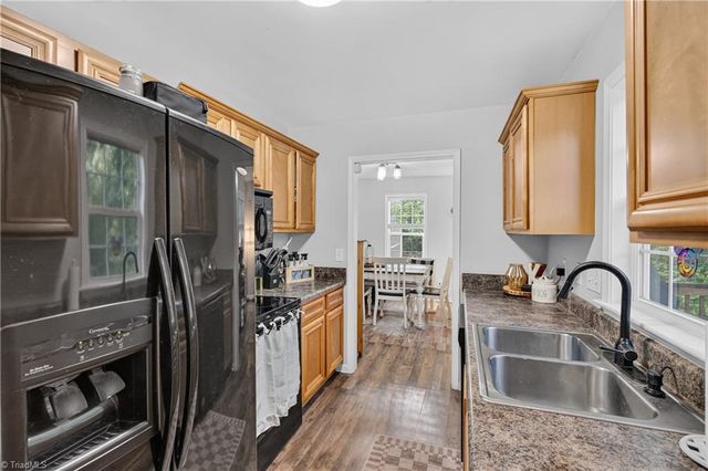 1045 Robbins Street, Asheboro, NC 27203