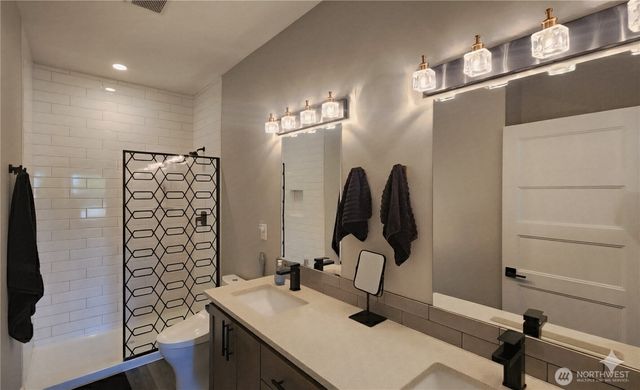 241 Ocean Shores Boulevard SW, Ocean Shores, WA 98569