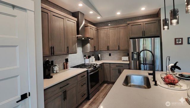 241 Ocean Shores Boulevard SW, Ocean Shores, WA 98569