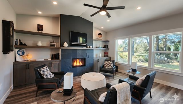 241 Ocean Shores Boulevard SW, Ocean Shores, WA 98569