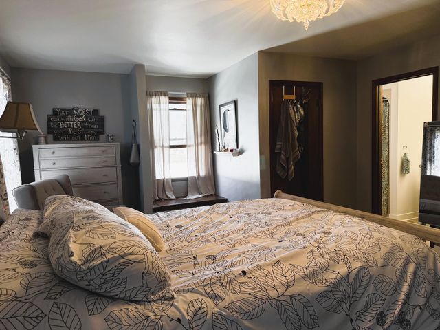 6077 S Division Street, North Judson, IN 46366