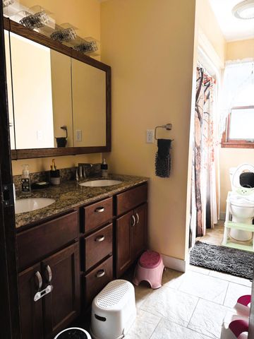 6077 S Division Street, North Judson, IN 46366