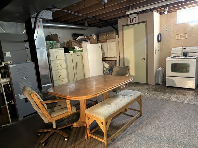 6077 S Division Street, North Judson, IN 46366