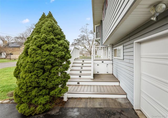 18 Brandywine Drive, Mastic, NY 11950