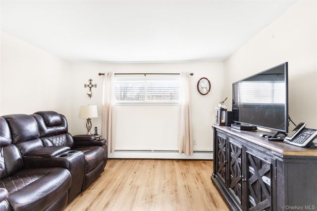 18 Brandywine Drive, Mastic, NY 11950