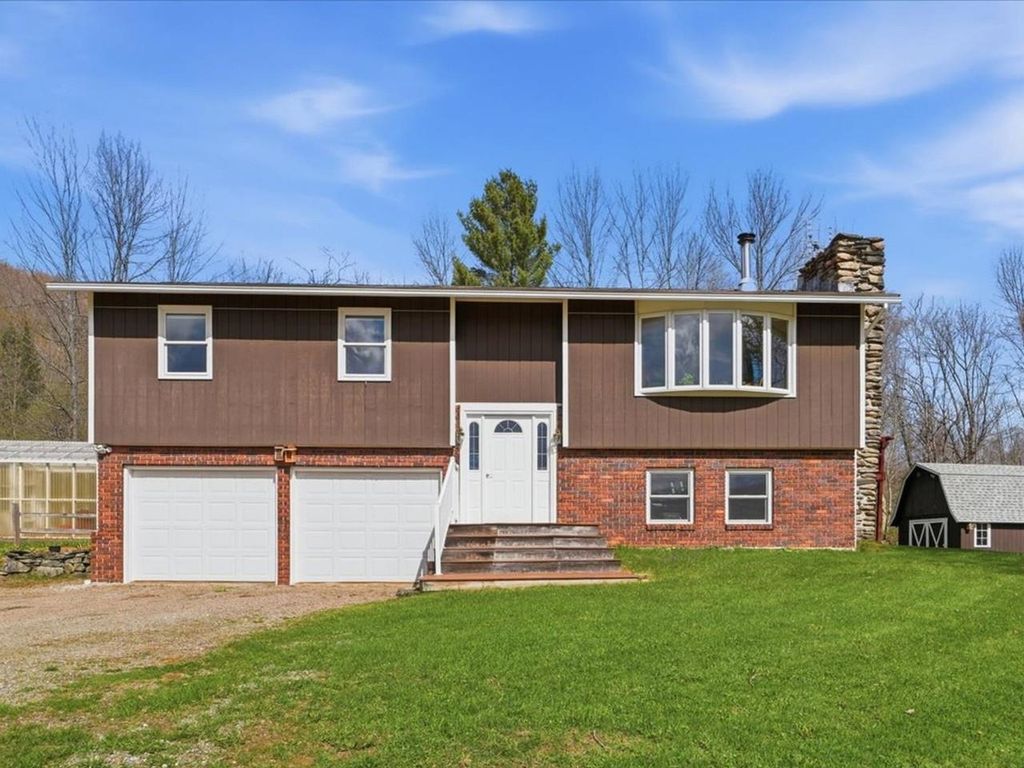 12 Briar Patch Lane, Underhill, VT 05489