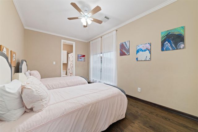 3004 Falls At Fairdale, Houston, TX 77057