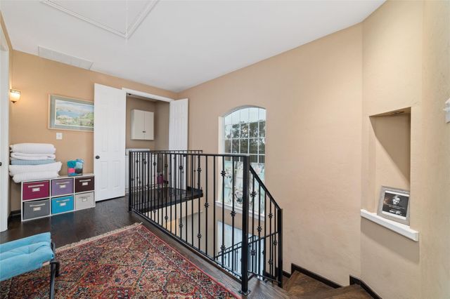 3004 Falls At Fairdale, Houston, TX 77057