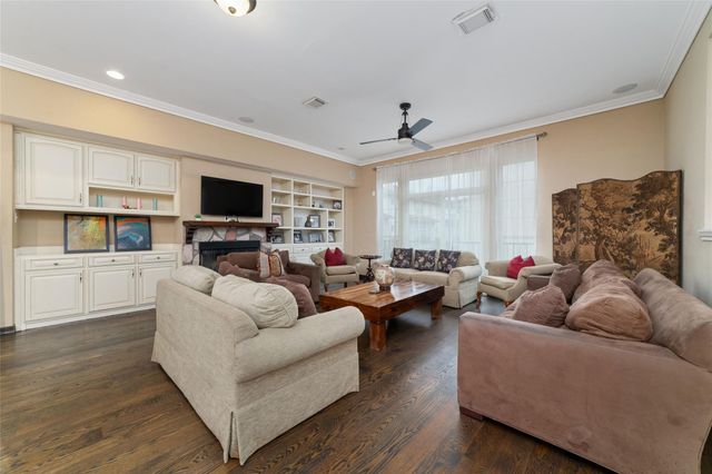 3004 Falls At Fairdale, Houston, TX 77057