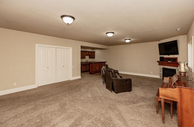 1308 NE 47th Street, Ankeny, IA 50021