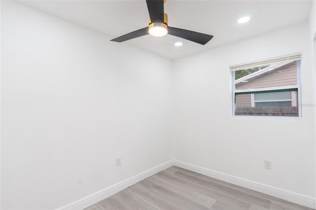 3925 W NORFOLK STREET, Tampa, FL 33614