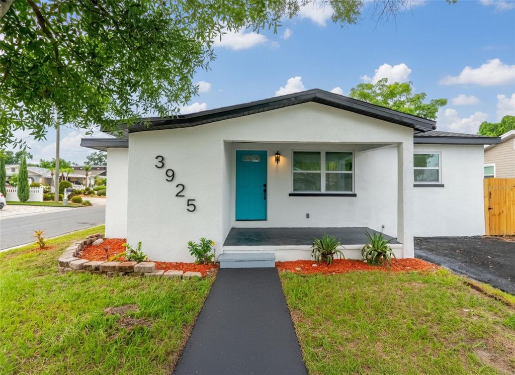3925 W NORFOLK STREET, Tampa, FL 33614