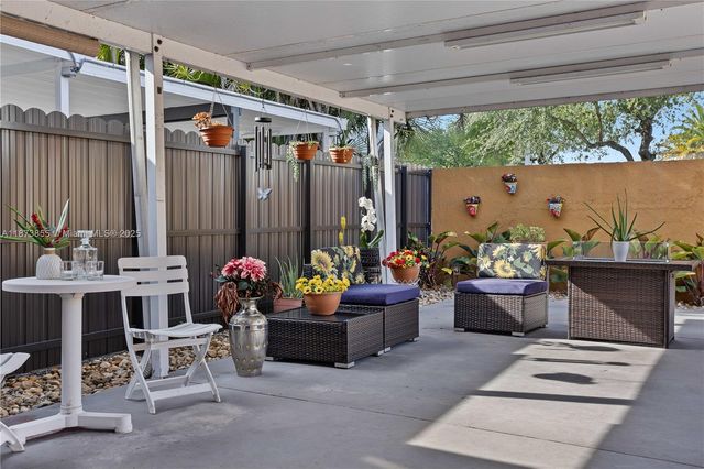 7801 SW 9th Ter, Miami, FL 33144