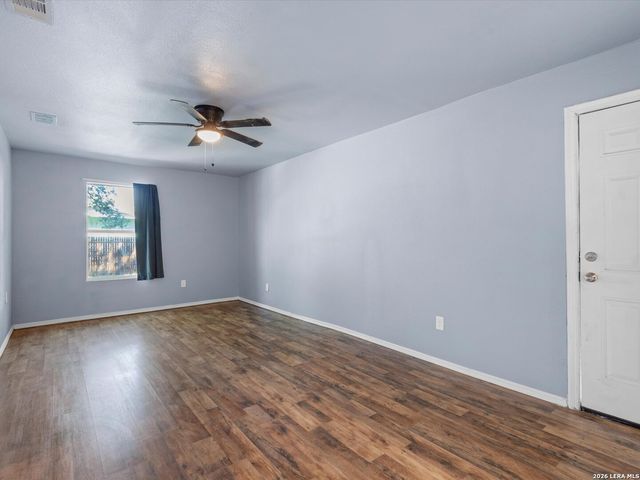 2727 Roselawn Rd, San Antonio, TX 78226