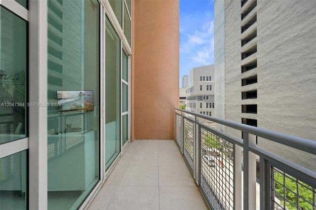 244 Biscayne Boulevard 451, Miami, FL 33132