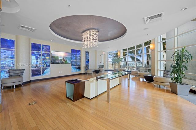 244 Biscayne Boulevard 451, Miami, FL 33132