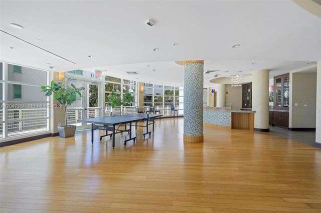 244 Biscayne Boulevard 451, Miami, FL 33132
