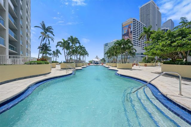 244 Biscayne Boulevard 451, Miami, FL 33132