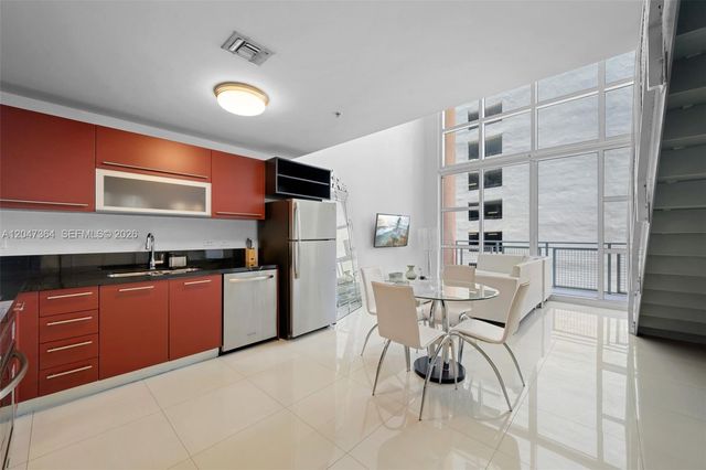 244 Biscayne Boulevard 451, Miami, FL 33132