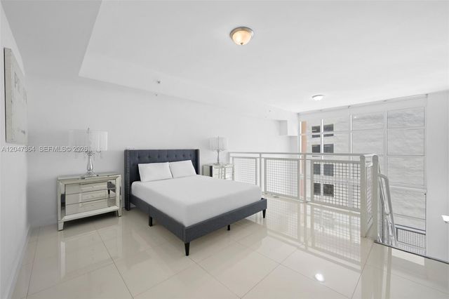 244 Biscayne Boulevard 451, Miami, FL 33132