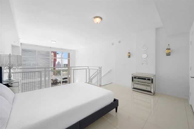 244 Biscayne Boulevard 451, Miami, FL 33132