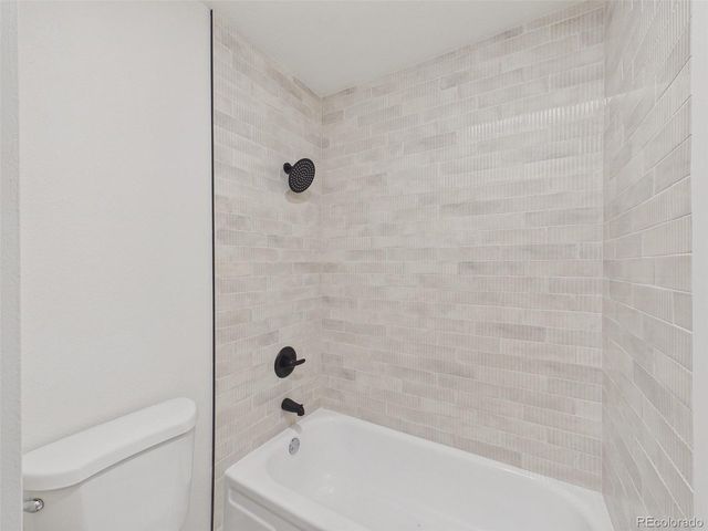 3550 S Harlan St 195, Denver, CO 80235