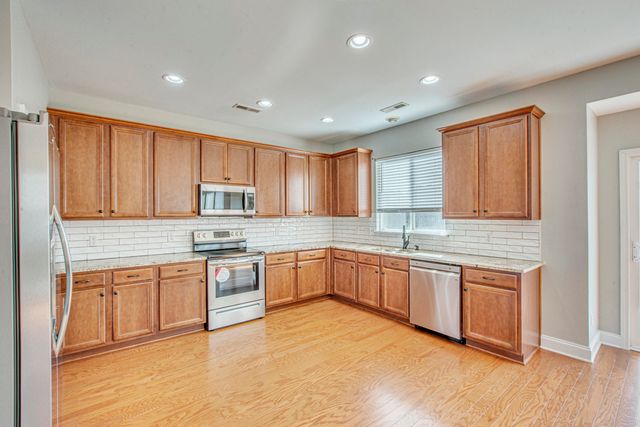 233 Woodbrook Way, Moncks Corner, SC 29461