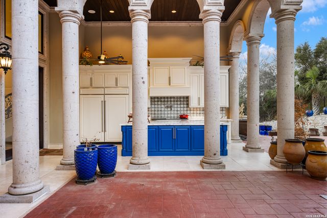 11 Vineyard Dr., San Antonio, TX 78257