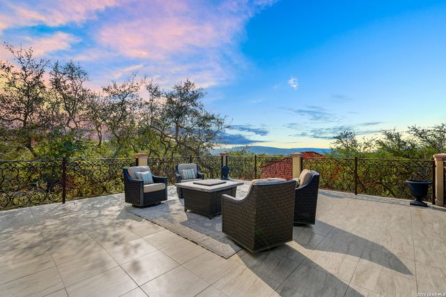 11 Vineyard Dr., San Antonio, TX 78257