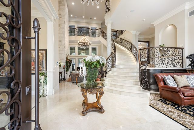 11 Vineyard Dr., San Antonio, TX 78257