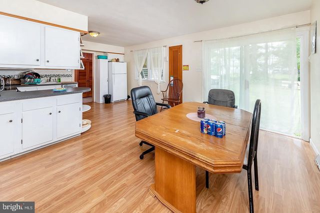 217 UNIVERSITY BLVD, Glassboro, NJ 08028