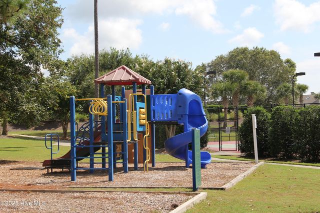 1274 St Simons Drive SE, Bolivia, NC 28422