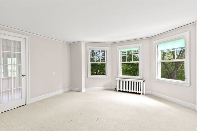 25 Hundreds Cir, Wellesley, MA 02481