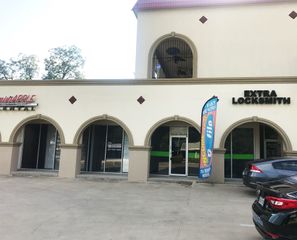 907 N Sylvania Avenue 170, Fort Worth, TX 76111