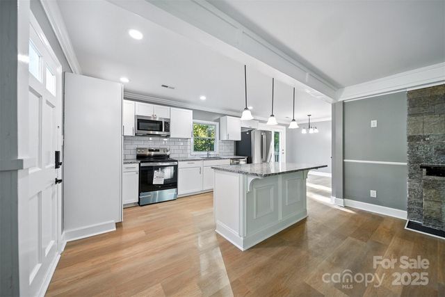 1722 Hartford Drive, Gastonia, NC 28052