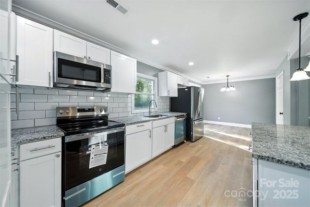 1722 Hartford Drive, Gastonia, NC 28052