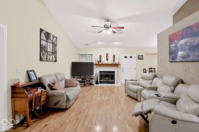 7328 Red Rock, Indianapolis, IN 46236