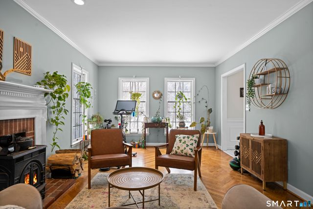 117 North Saddle Ridge, Simsbury, CT 06092