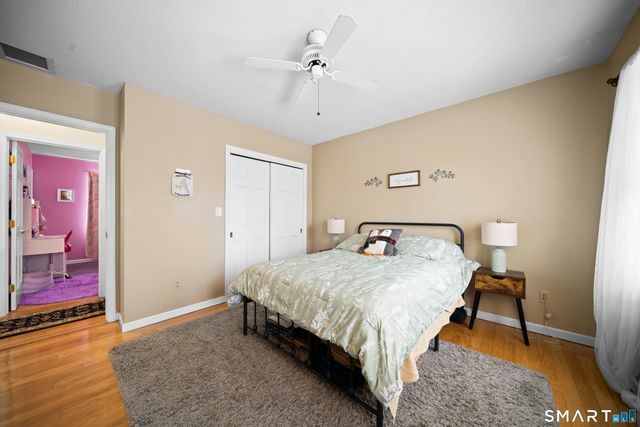 117 North Saddle Ridge, Simsbury, CT 06092