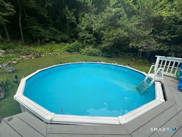 117 North Saddle Ridge, Simsbury, CT 06092