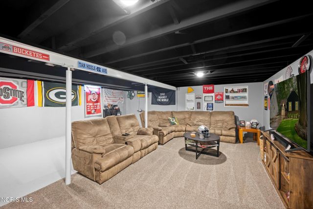 3813 Philmar Drive, Toledo, OH 43623
