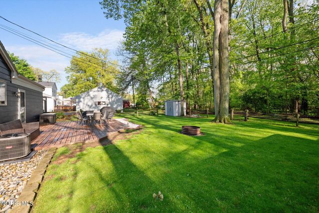 3813 Philmar Drive, Toledo, OH 43623