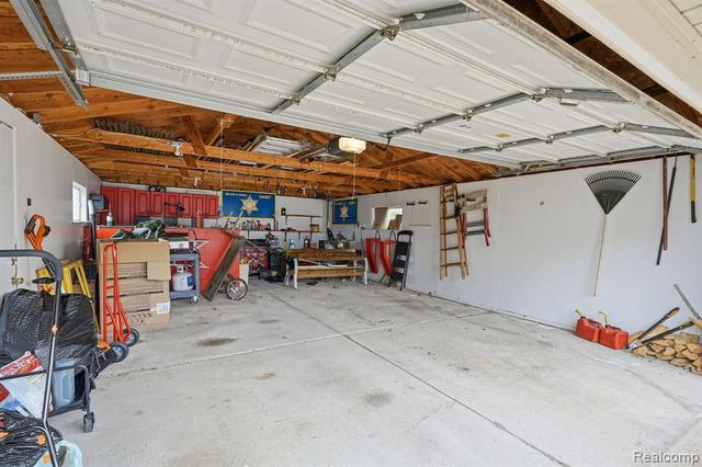 21525 Downing Street, Saint Clair Shores, MI 48080