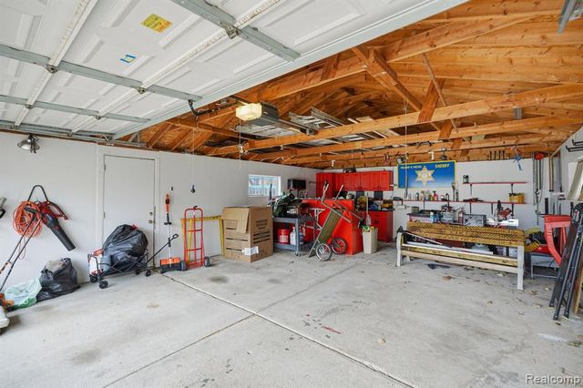 21525 Downing Street, Saint Clair Shores, MI 48080