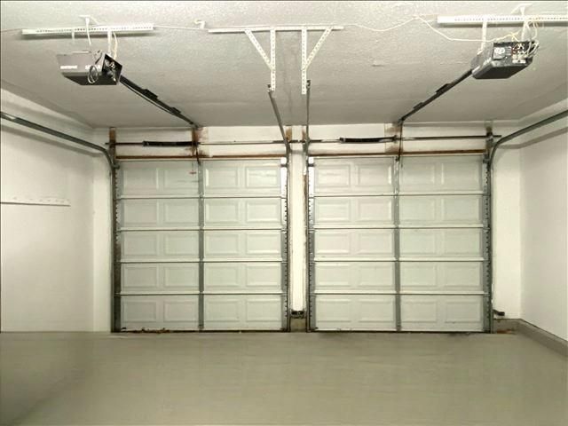 1400 COTTONWOOD Drive, Greenwood, MO 64034