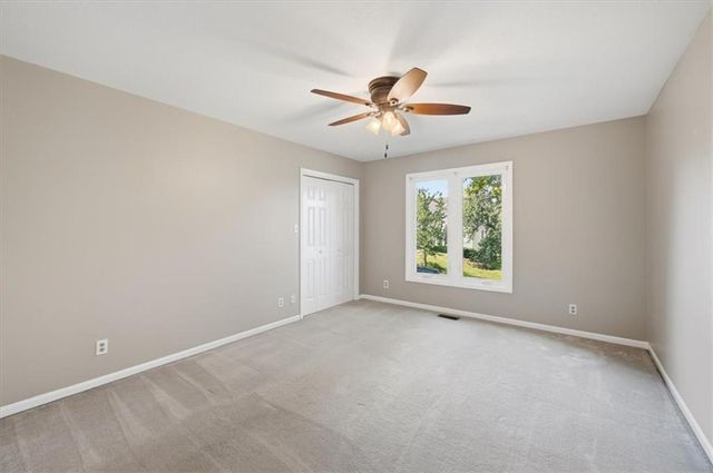 1208 Tanglewood Street, Leavenworth, KS 66048
